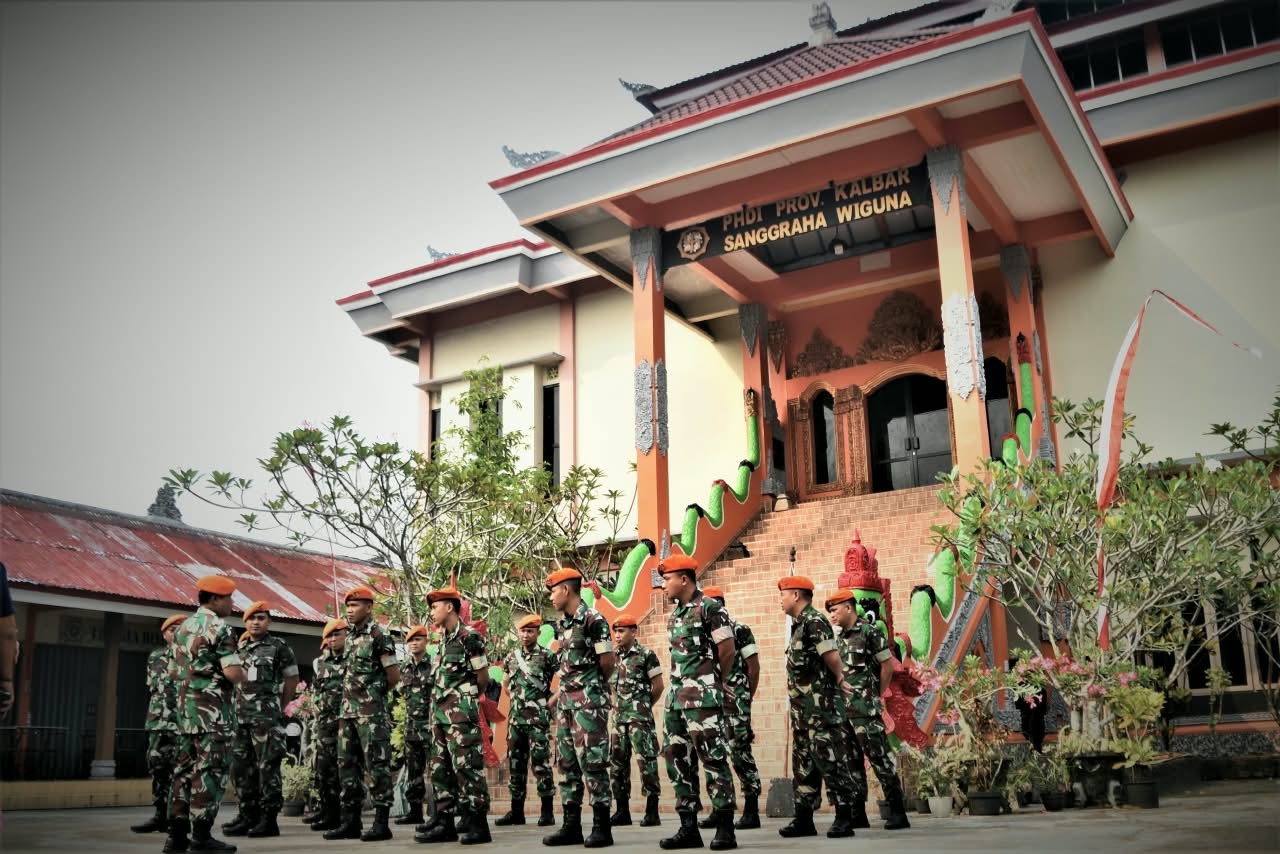 Baksos Dalam Rangka HUT Ke-79 Korpasgat Digelar di Pure Giri Pati Mulawarman Pontianak